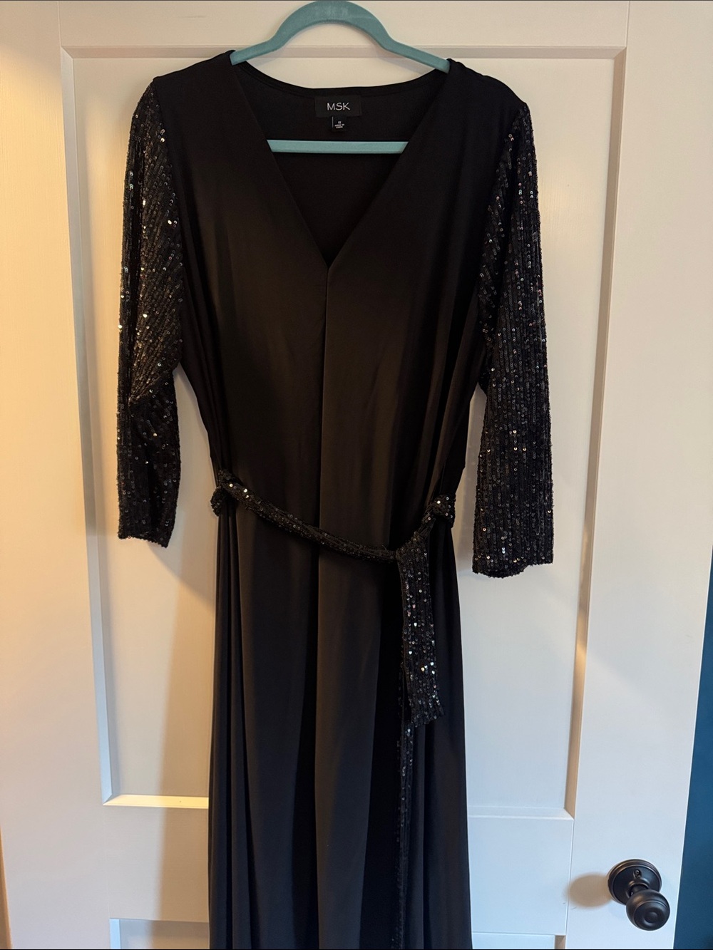MSK Black V‑Neck Long Sleeve Sequin Belted Gown